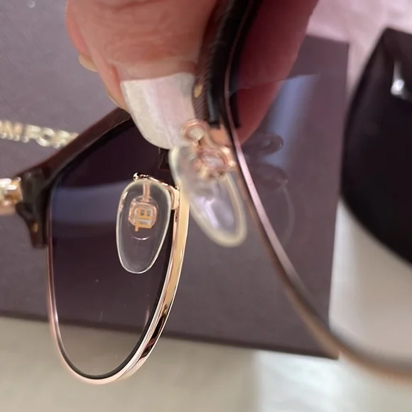 New Tom Ford Fany Sunglasses display picture 1